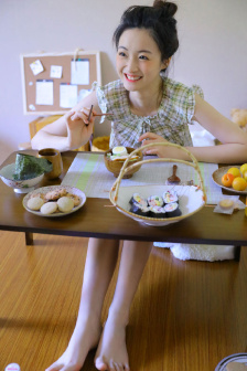 李彩宁